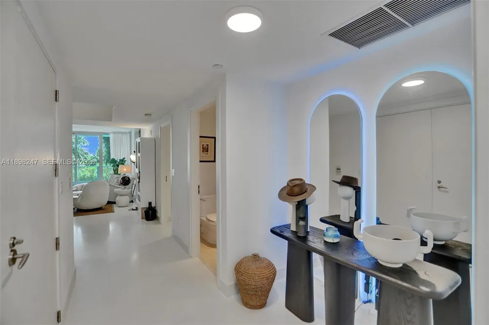 2627 S Bayshore Dr #506 Coconut Grove, FL 33133