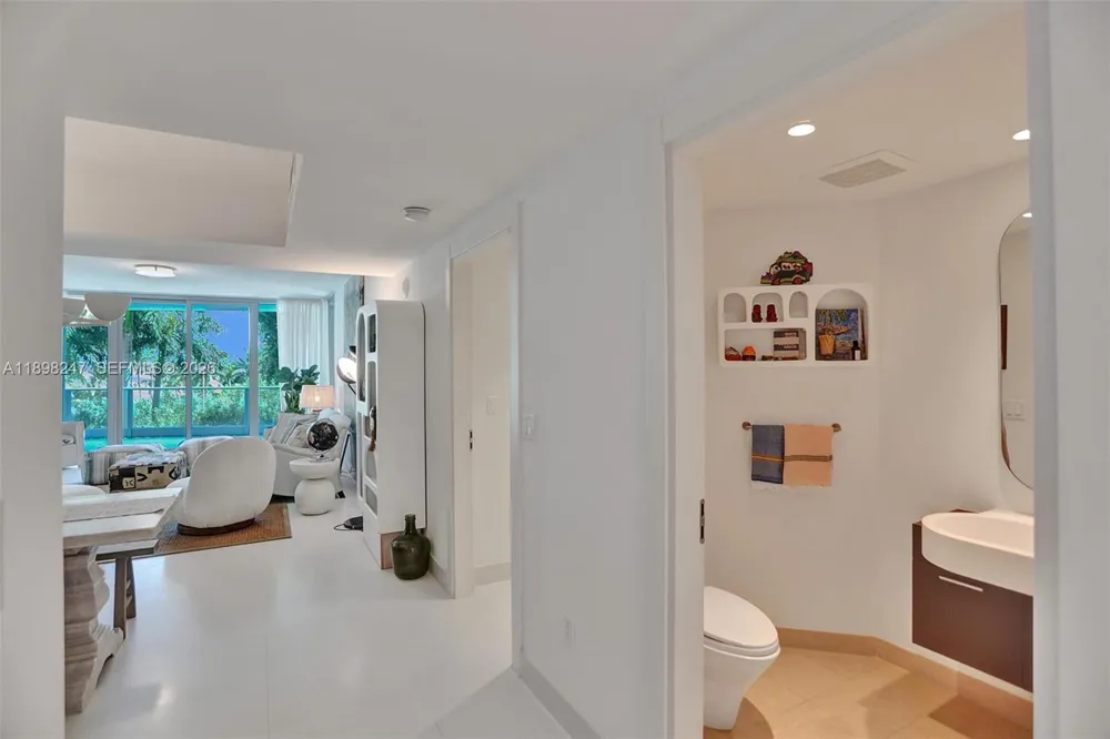 2627 S Bayshore Dr #506 Coconut Grove, FL 33133