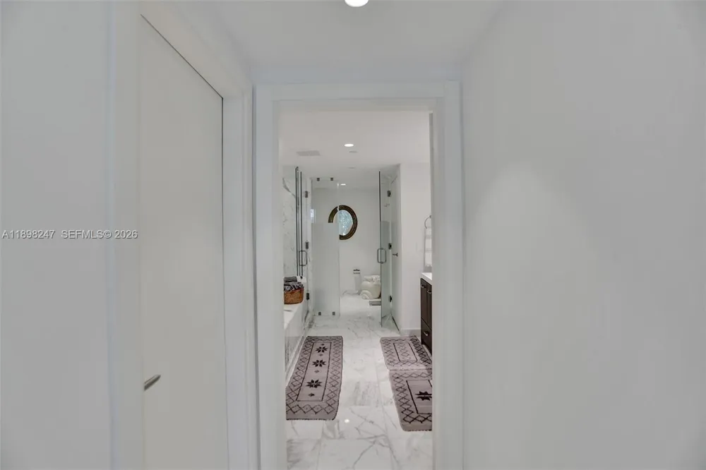 2627 S Bayshore Dr #506 Coconut Grove, FL 33133