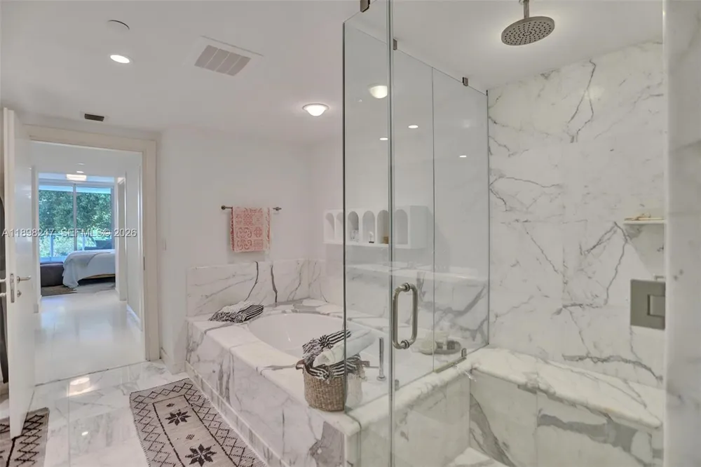 2627 S Bayshore Dr #506 Coconut Grove, FL 33133