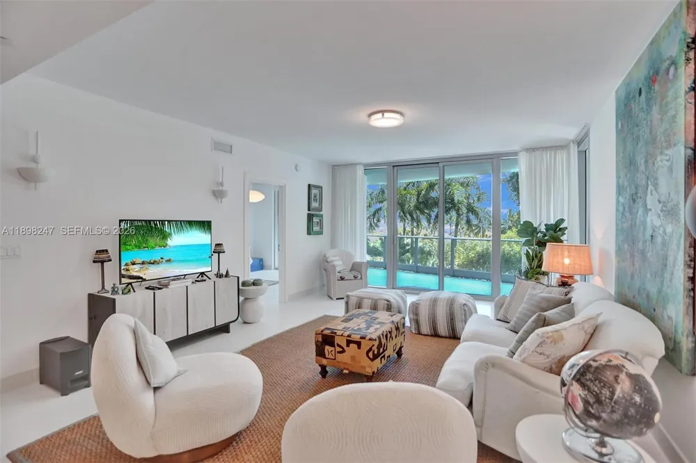 2627 S Bayshore Dr #506 Coconut Grove, FL 33133
