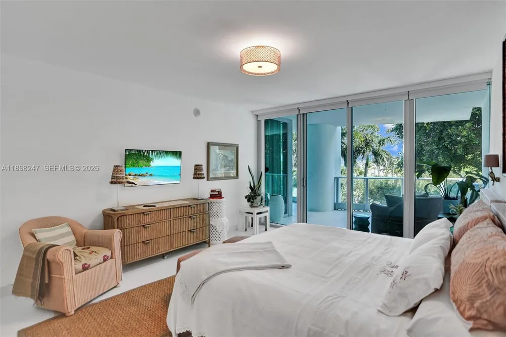 2627 S Bayshore Dr #506 Coconut Grove, FL 33133
