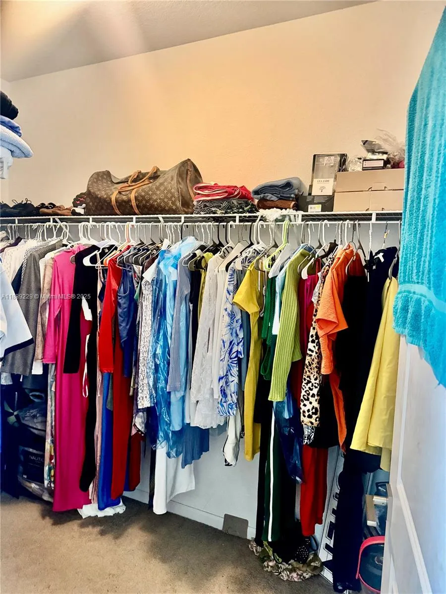 4039 NW 11th St Lauderhill, FL 33313