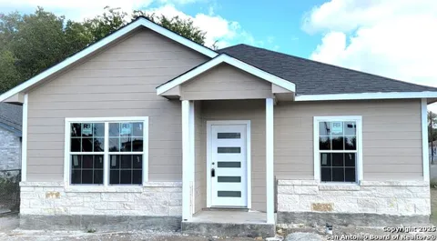 595 Morningview Dr.