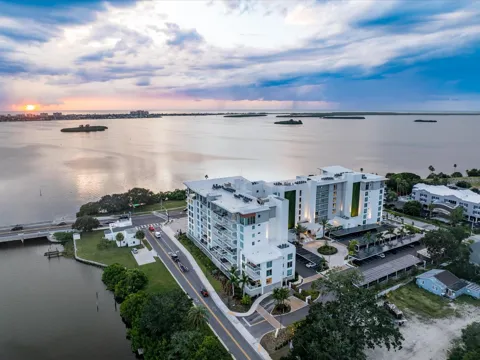 1020 SUNSET POINT ROAD #511