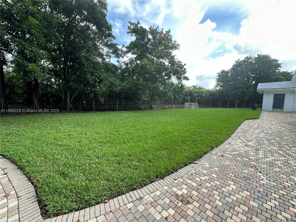 6300 SW 181st Ln Southwest Ranches, FL 33331