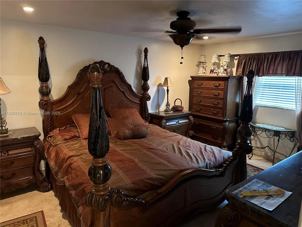 6300 SW 181st Ln Southwest Ranches, FL 33331