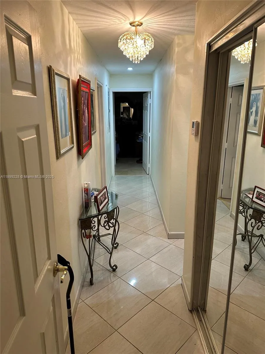 6300 SW 181st Ln Southwest Ranches, FL 33331