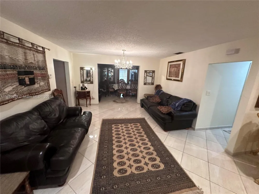 6300 SW 181st Ln Southwest Ranches, FL 33331