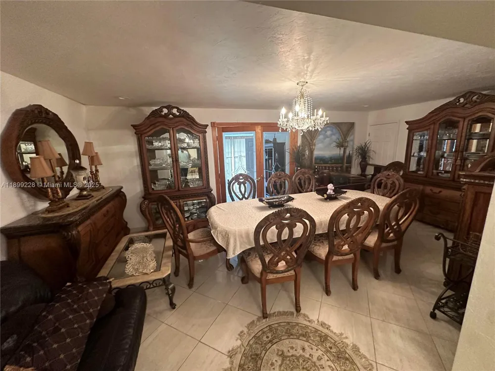 6300 SW 181st Ln Southwest Ranches, FL 33331