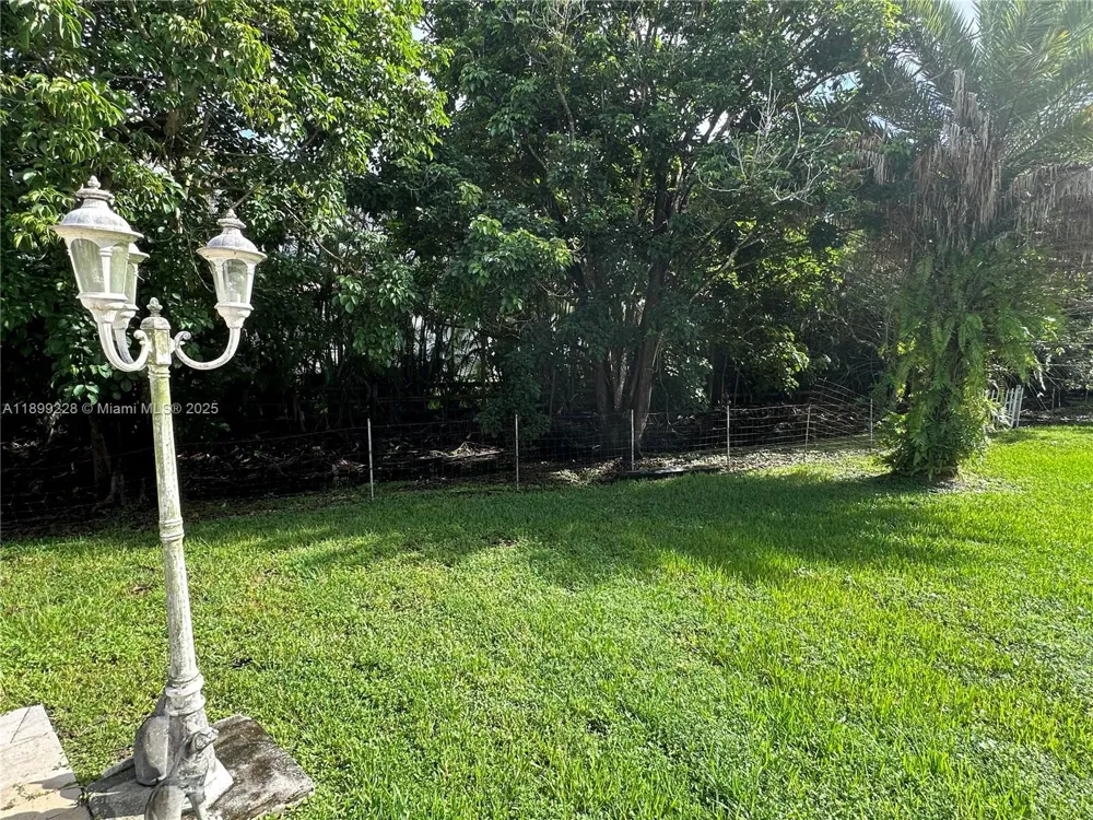 6300 SW 181st Ln Southwest Ranches, FL 33331