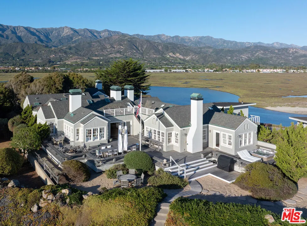 571 Sand Point Road Carpinteria, CA 93013