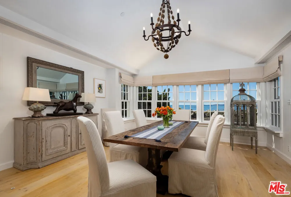 571 Sand Point Road Carpinteria, CA 93013