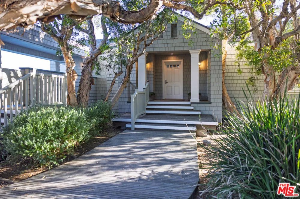 571 Sand Point Road Carpinteria, CA 93013