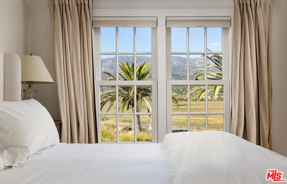 571 Sand Point Road Carpinteria, CA 93013