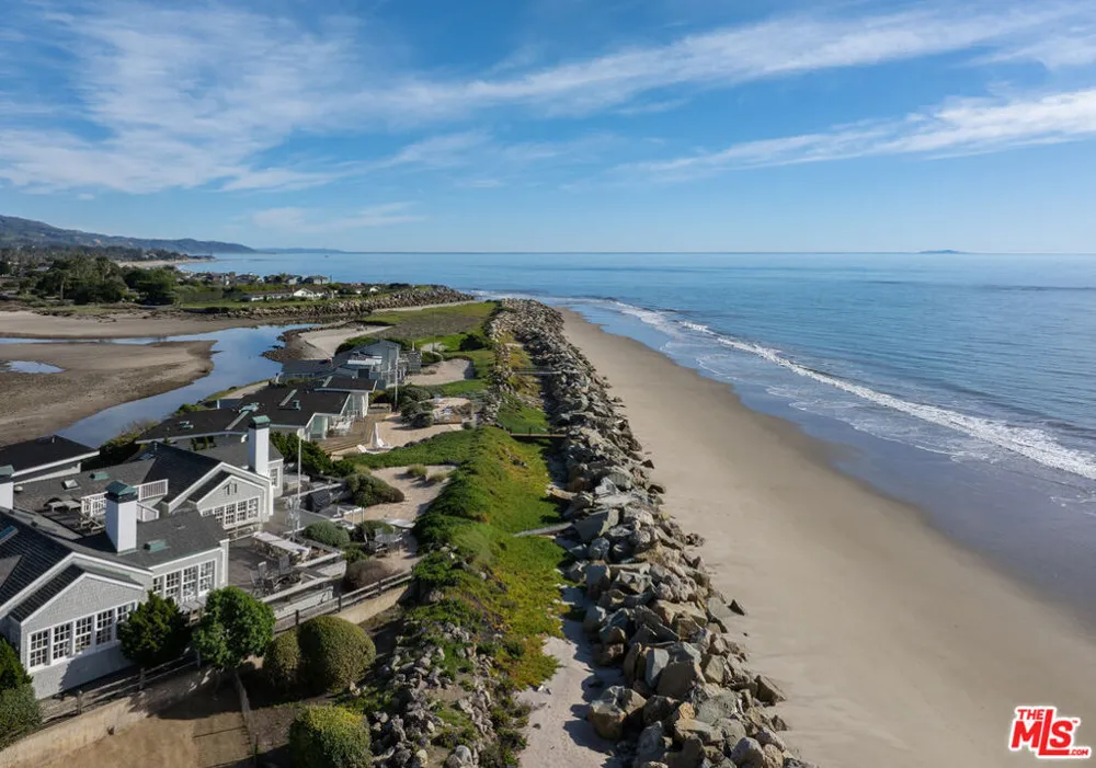 571 Sand Point Road Carpinteria, CA 93013