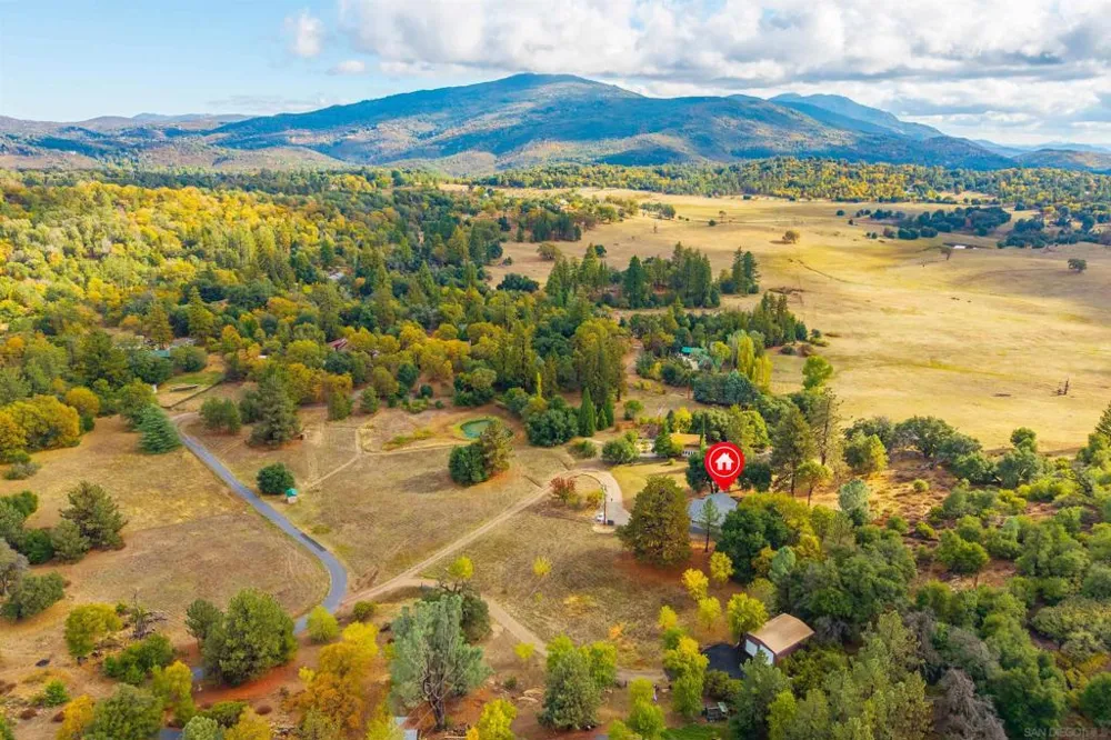 4074 La Tenaja Trail Julian, CA 92036
