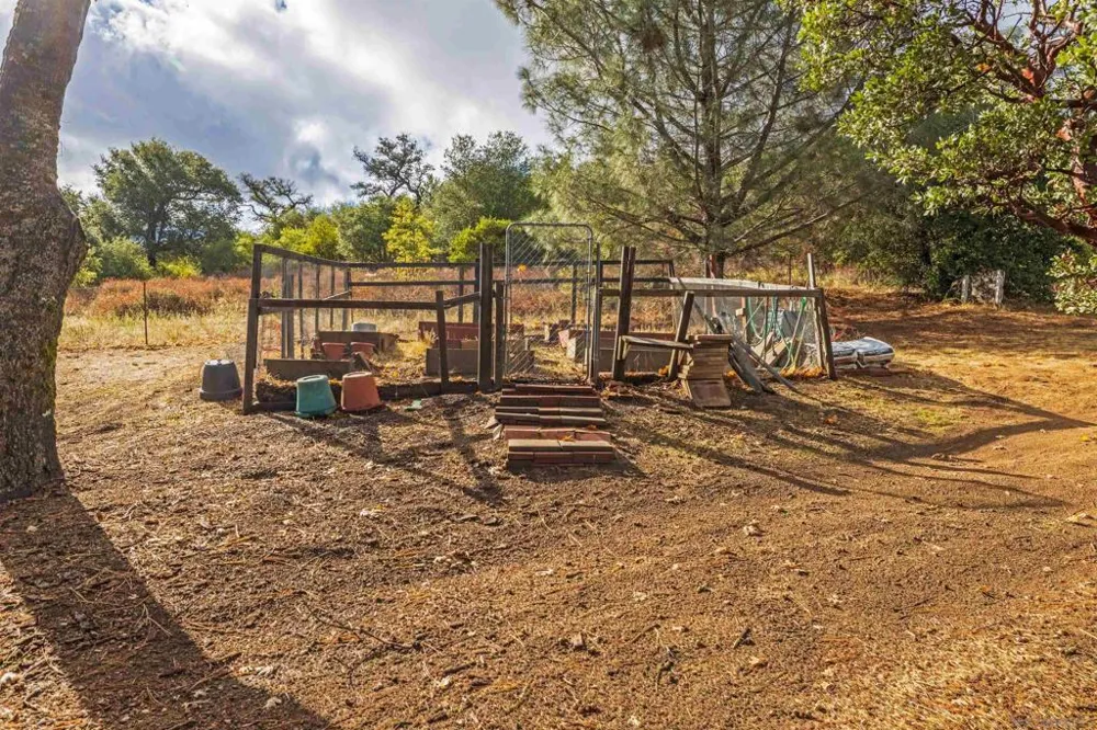 4074 La Tenaja Trail Julian, CA 92036