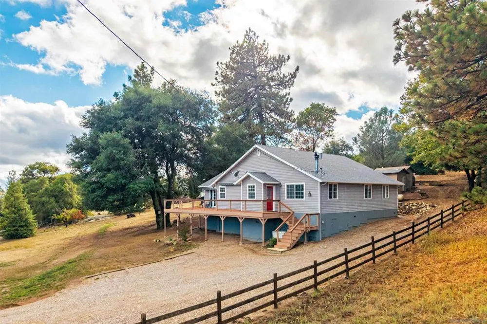 4074 La Tenaja Trail Julian, CA 92036