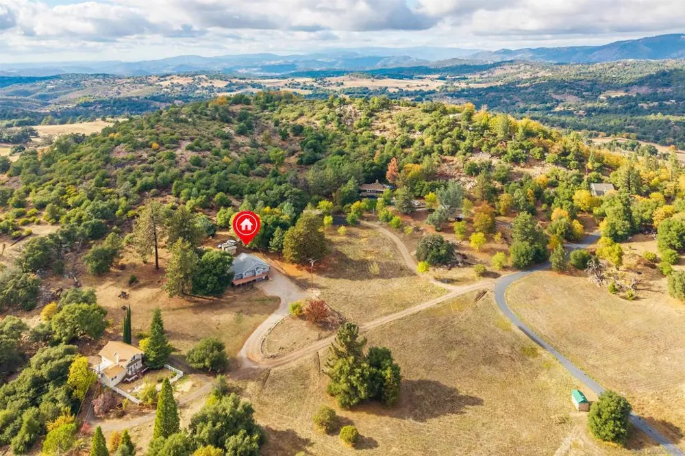 4074 La Tenaja Trail Julian, CA 92036