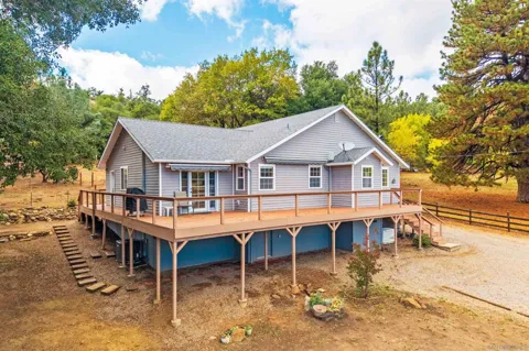 4074 La Tenaja Trail