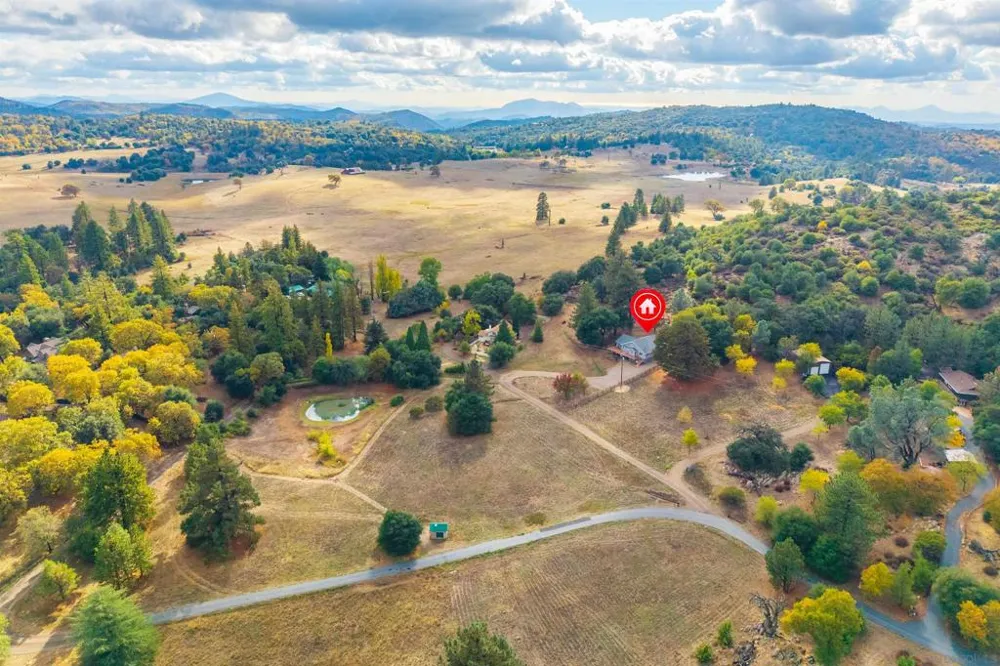 4074 La Tenaja Trail Julian, CA 92036