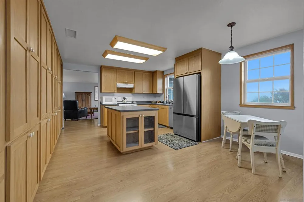 4074 La Tenaja Trail Julian, CA 92036