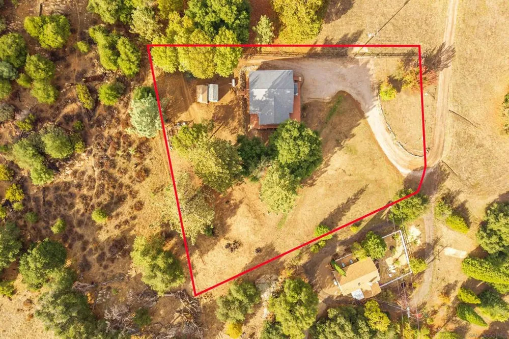 4074 La Tenaja Trail Julian, CA 92036