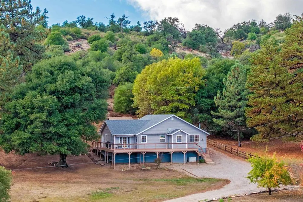 4074 La Tenaja Trail Julian, CA 92036