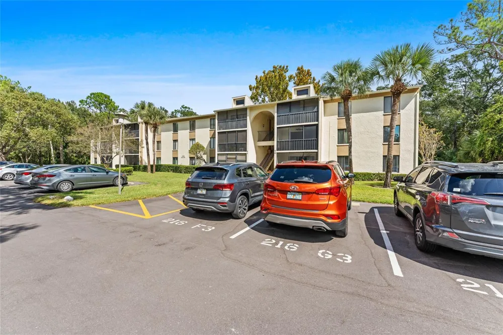 3232 LAKE PINE WAY E #F2 Tarpon Springs, FL 34688