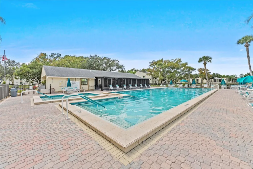 3232 LAKE PINE WAY E #F2 Tarpon Springs, FL 34688