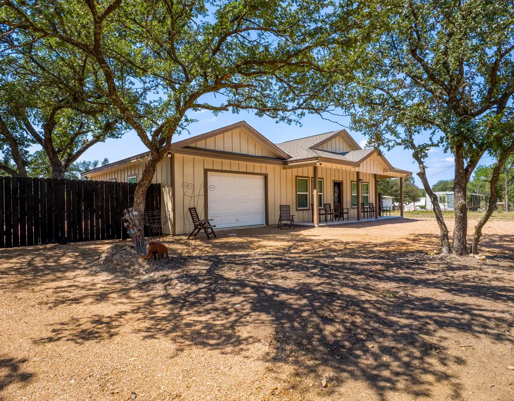 1006 Garfield Drive Granite Shoals, TX 78654