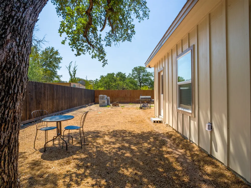 1006 Garfield Drive Granite Shoals, TX 78654