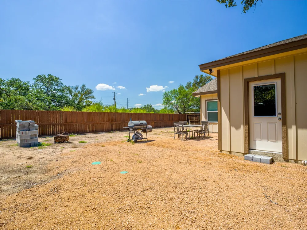 1006 Garfield Drive Granite Shoals, TX 78654