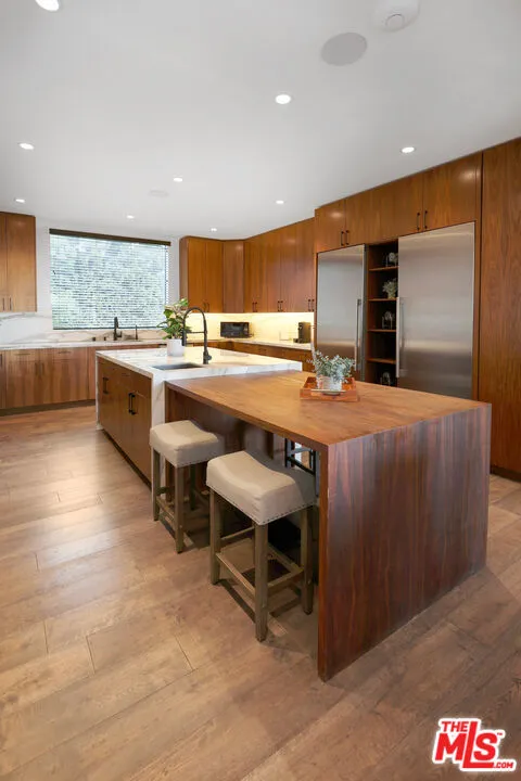 8514 Franklin Avenue Los Angeles, CA 90069