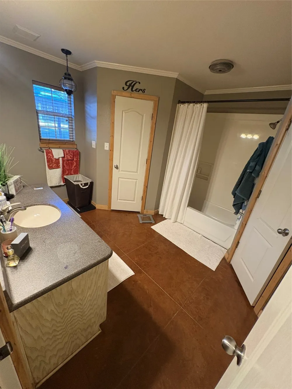 130 Private Road 5793b Groesbeck, TX 76642