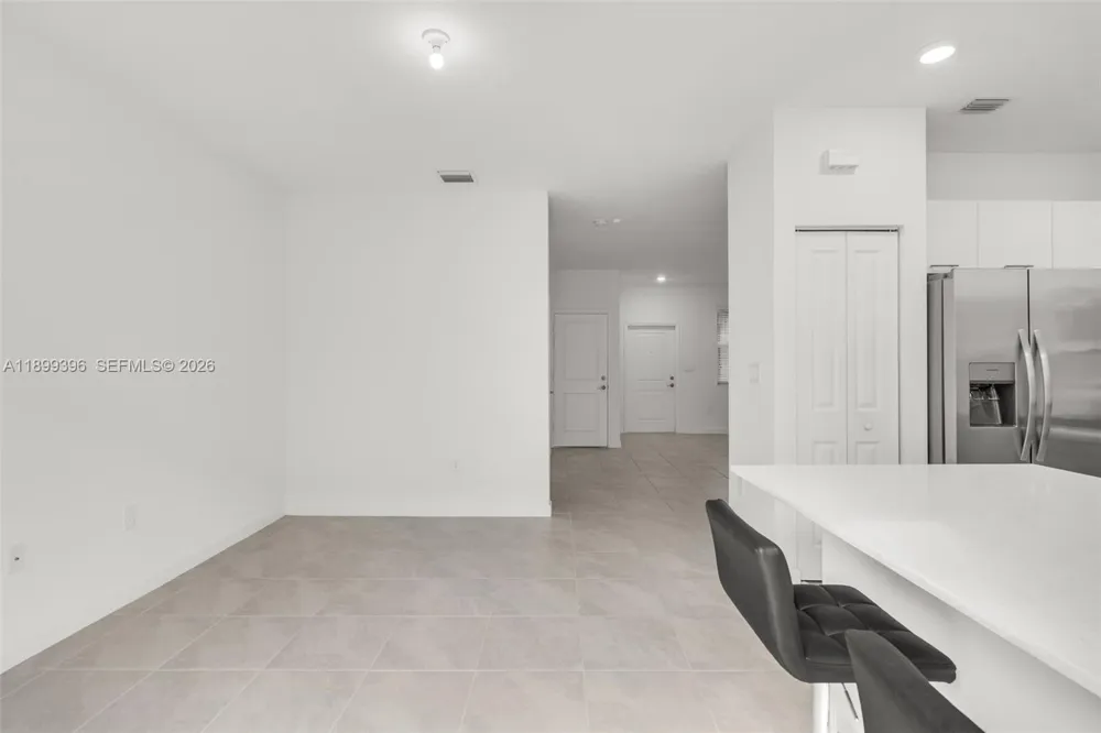 12523 NW 24th Ave Miami, FL 33167