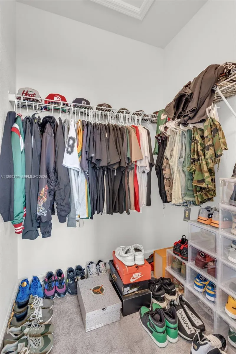 12523 NW 24th Ave Miami, FL 33167