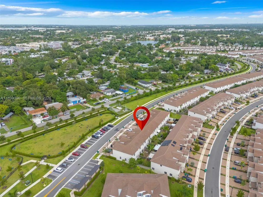 12523 NW 24th Ave Miami, FL 33167