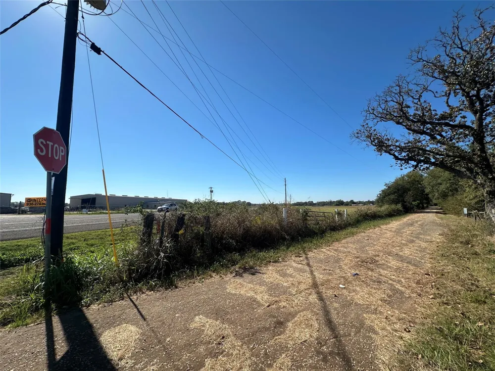9 Us-79 Oakwood, TX 75855
