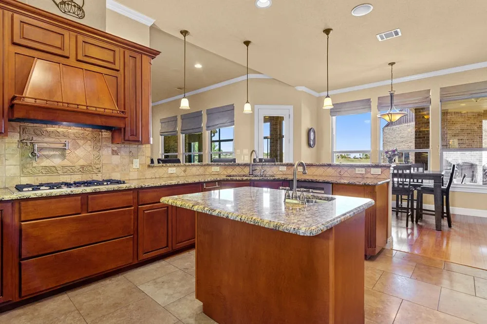 117 Citation Drive Cresson, TX 76035