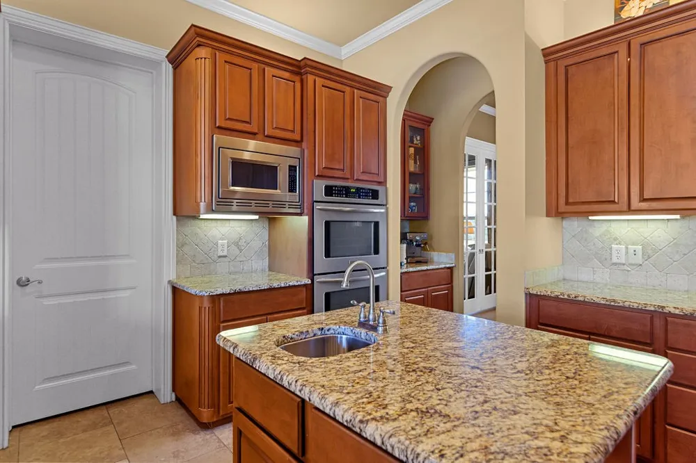 117 Citation Drive Cresson, TX 76035