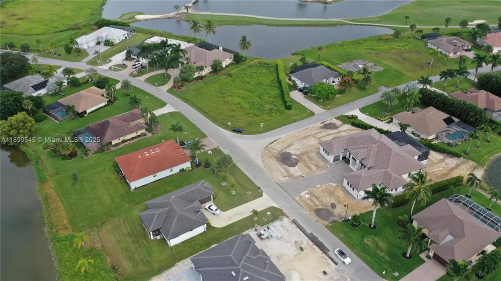 18018 Royal Hammock Blvd Naples, FL 34114