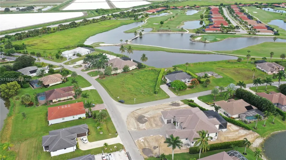 18018 Royal Hammock Blvd Naples, FL 34114