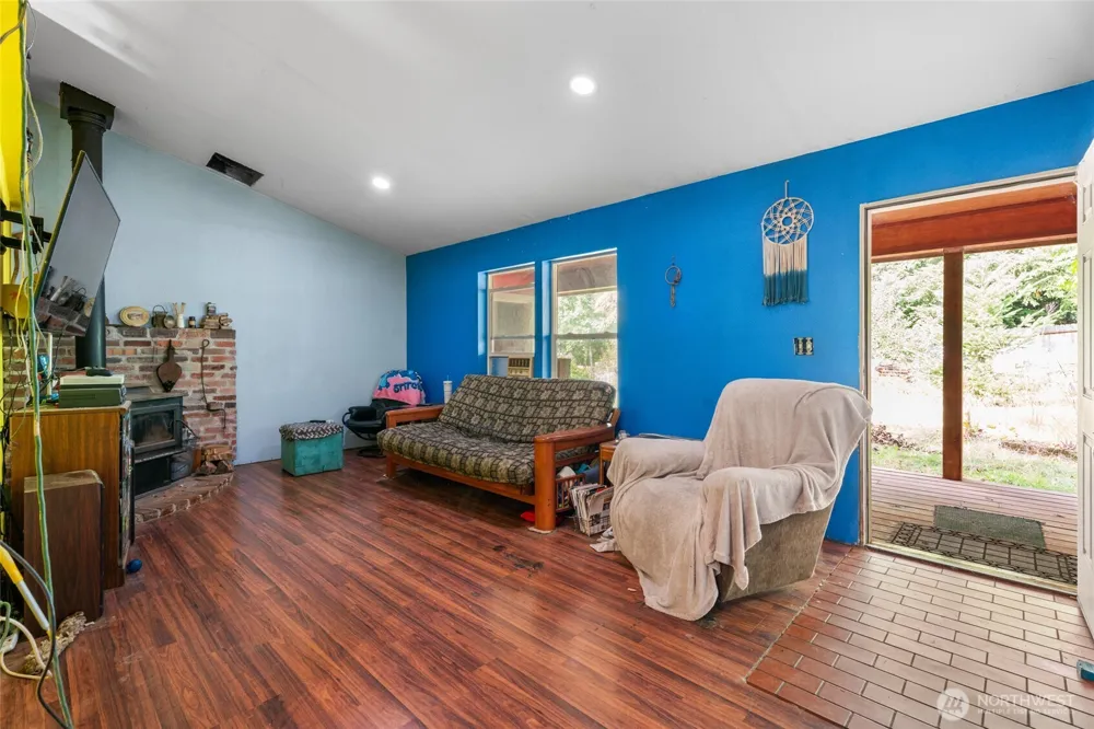 39812 94th Avenue La Center, WA 98629