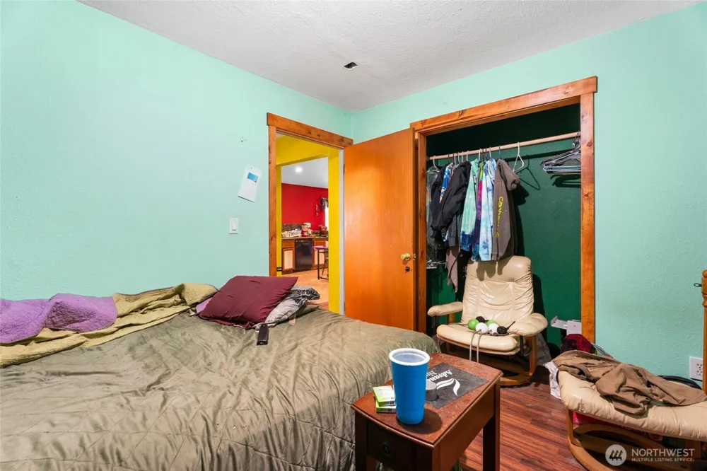39812 94th Avenue La Center, WA 98629