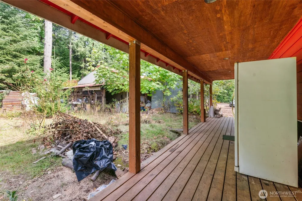 39812 94th Avenue La Center, WA 98629
