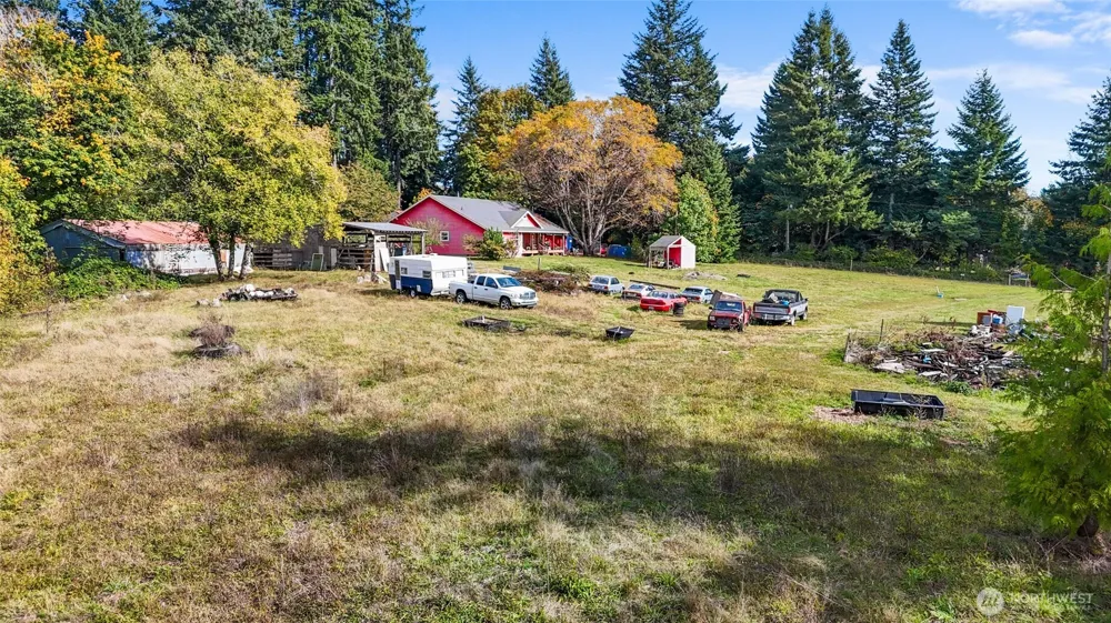 39812 94th Avenue La Center, WA 98629