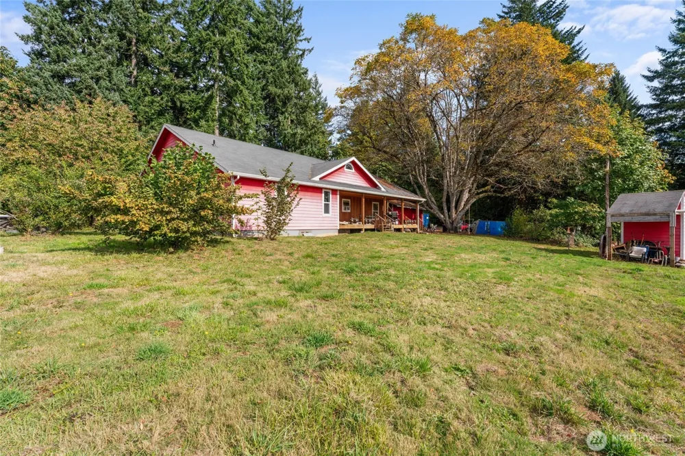 39812 94th Avenue La Center, WA 98629