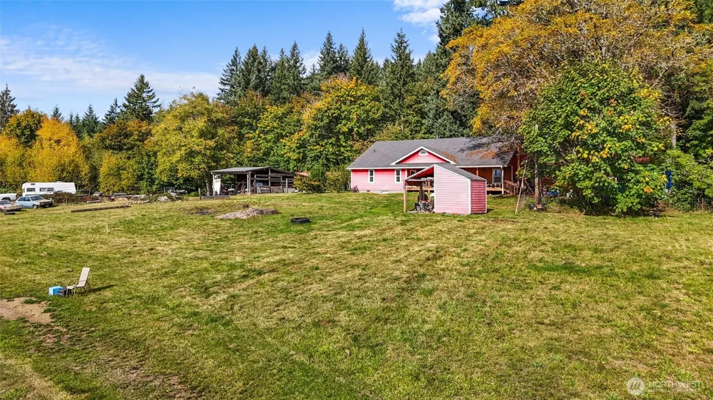 39812 94th Avenue La Center, WA 98629